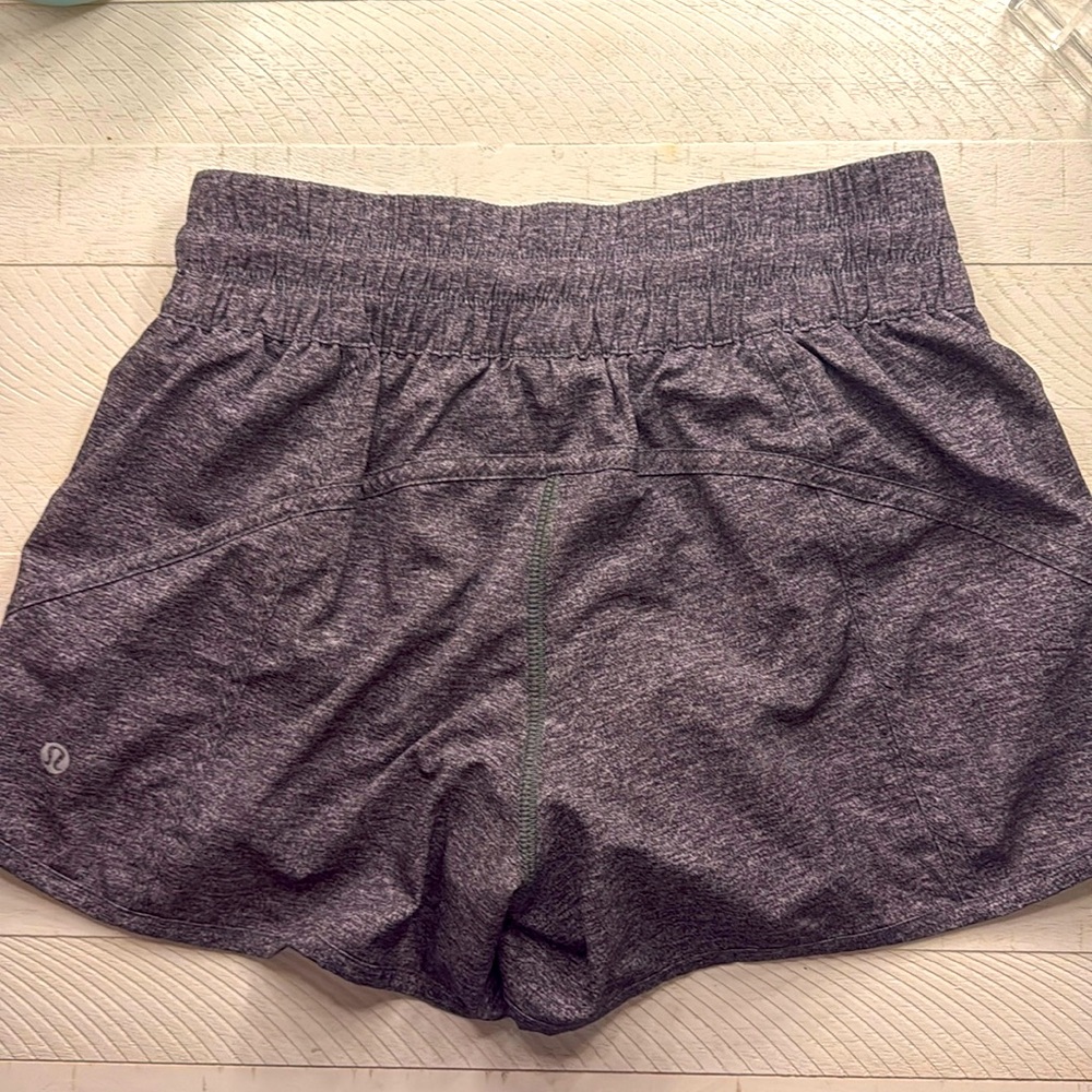 GREY LULULEMON SHORTS! 🩶🖤🤍